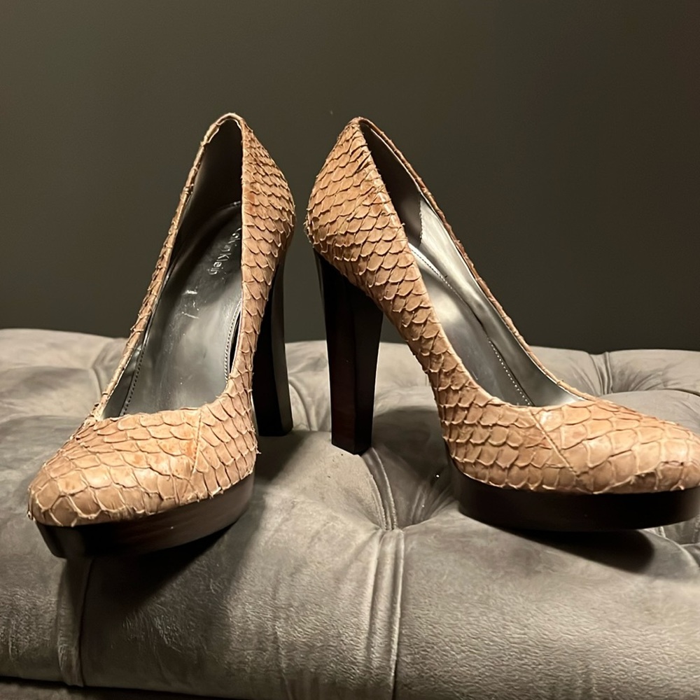Calvin Klein Heel